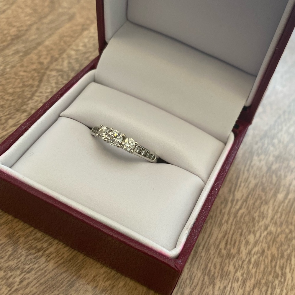 Helzberg Diamond ring